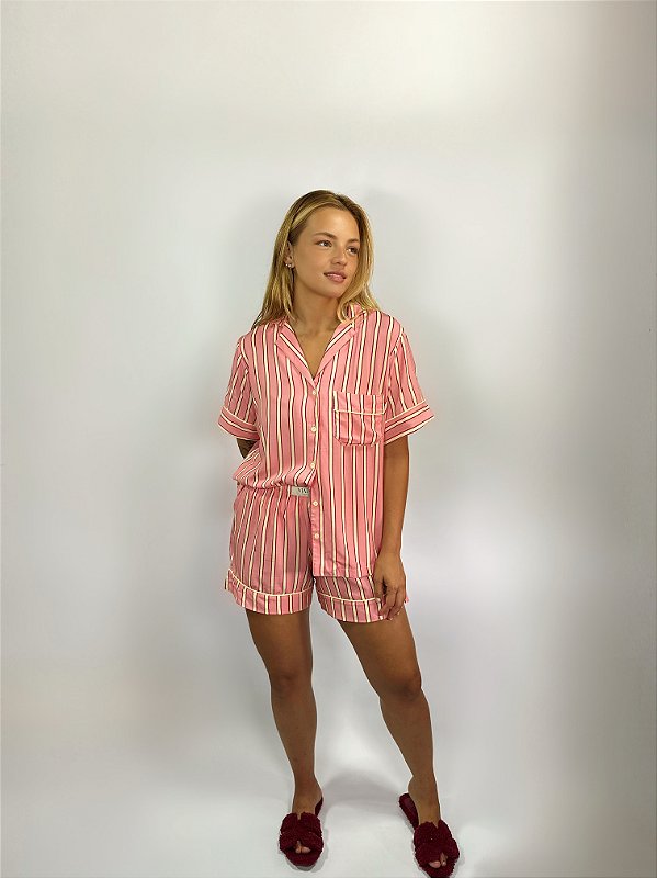 CONJUNTO DE PIJAMA FEMININO TRADICIONAL CURTO | VISCOSE
