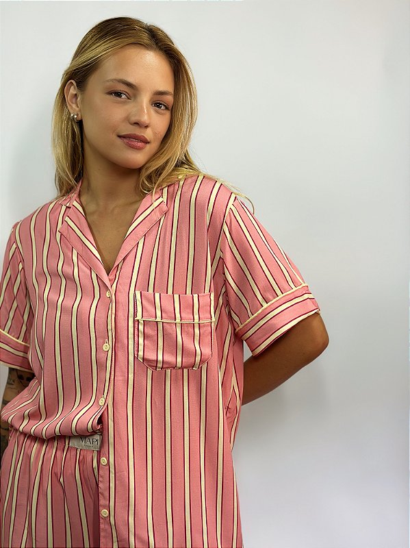 CONJUNTO DE PIJAMA FEMININO TRADICIONAL CURTO | VISCOSE